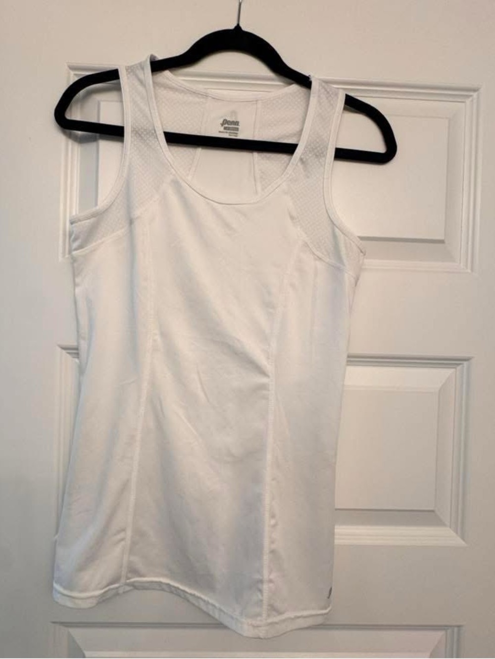 Aqua Performance White Scoop Neck Tank - Women's